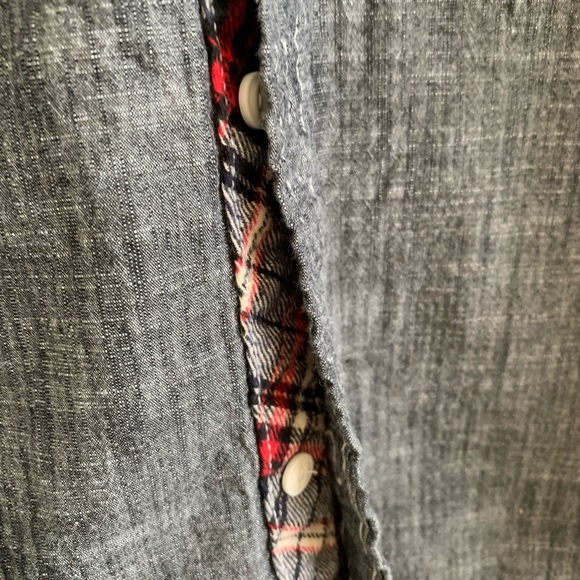 SZ L Hudson & Barrow NYC Chambray button up shirt - Picture 2 of 5
